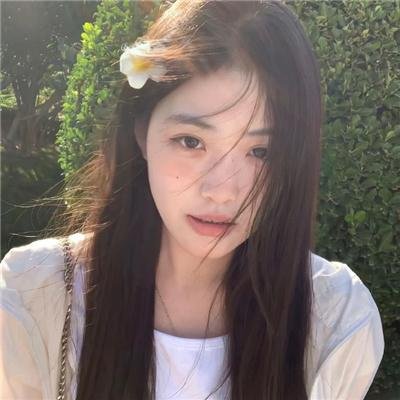 村支书金岚岚